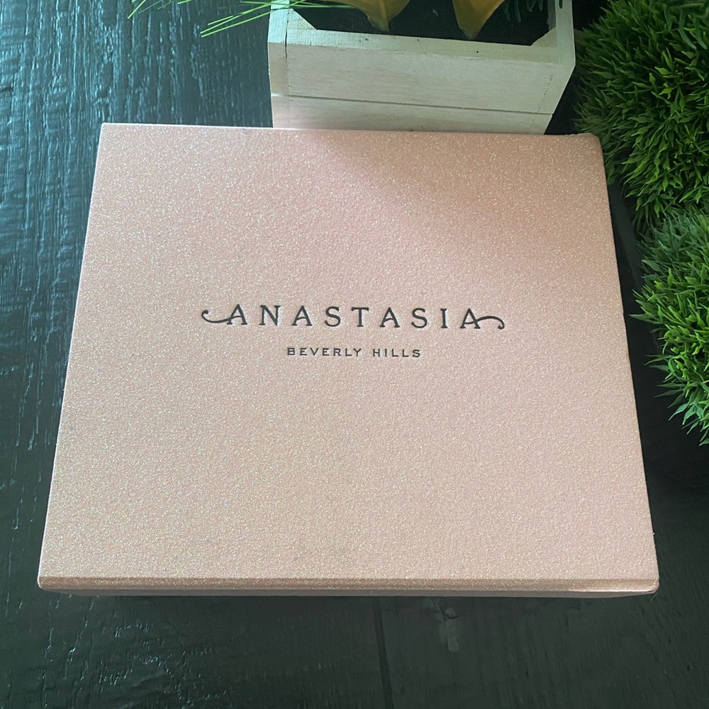 Anastasia box full of goodies